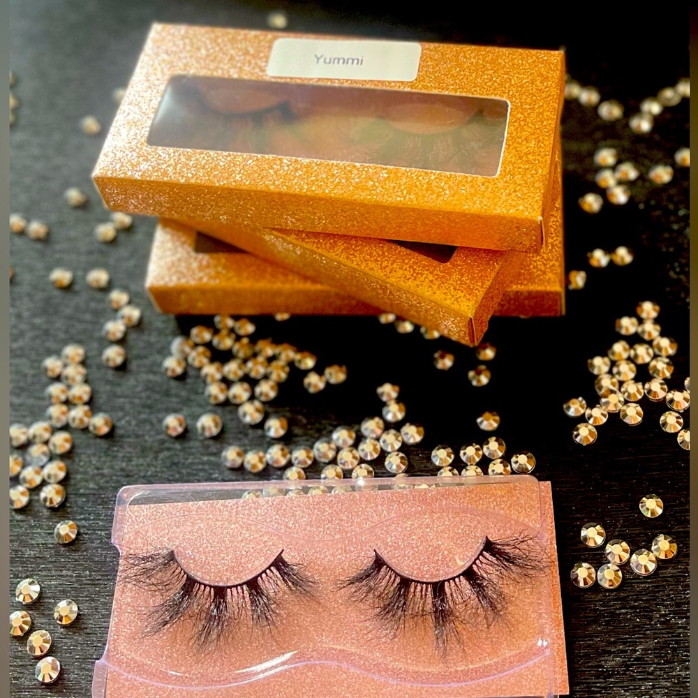 Yummi Luxury Lashes